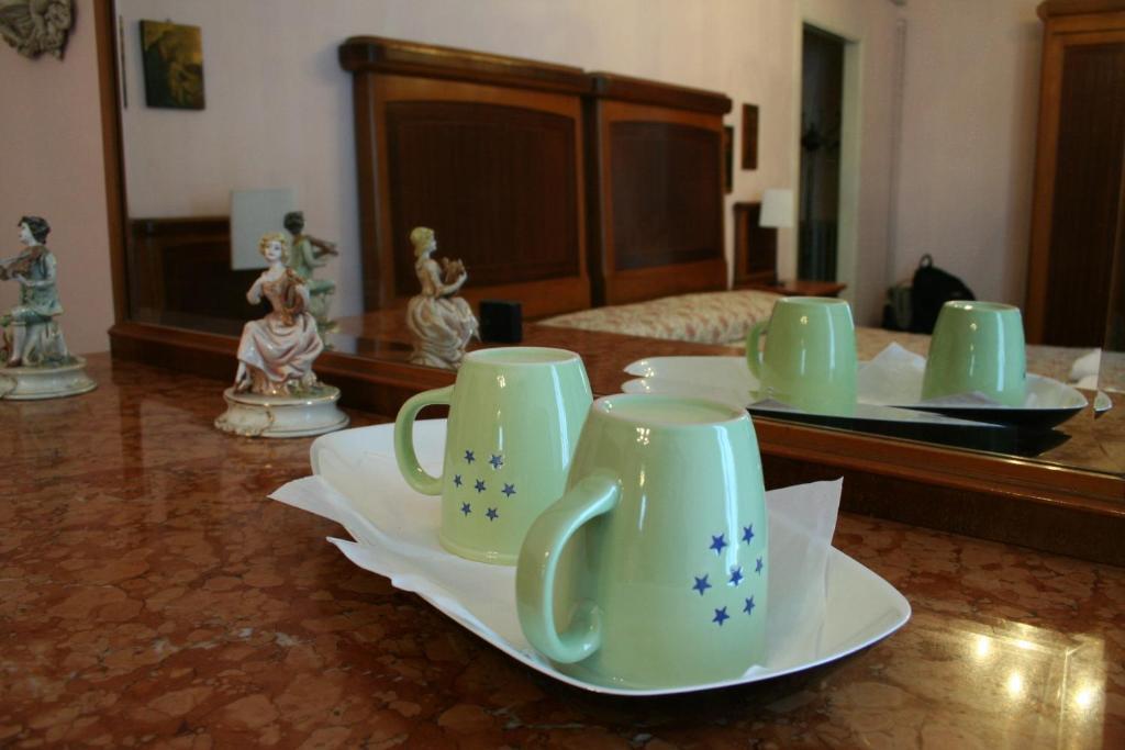 Corte Posta B&B - Parcheggio E Bagno In Camera 만토바 객실 사진