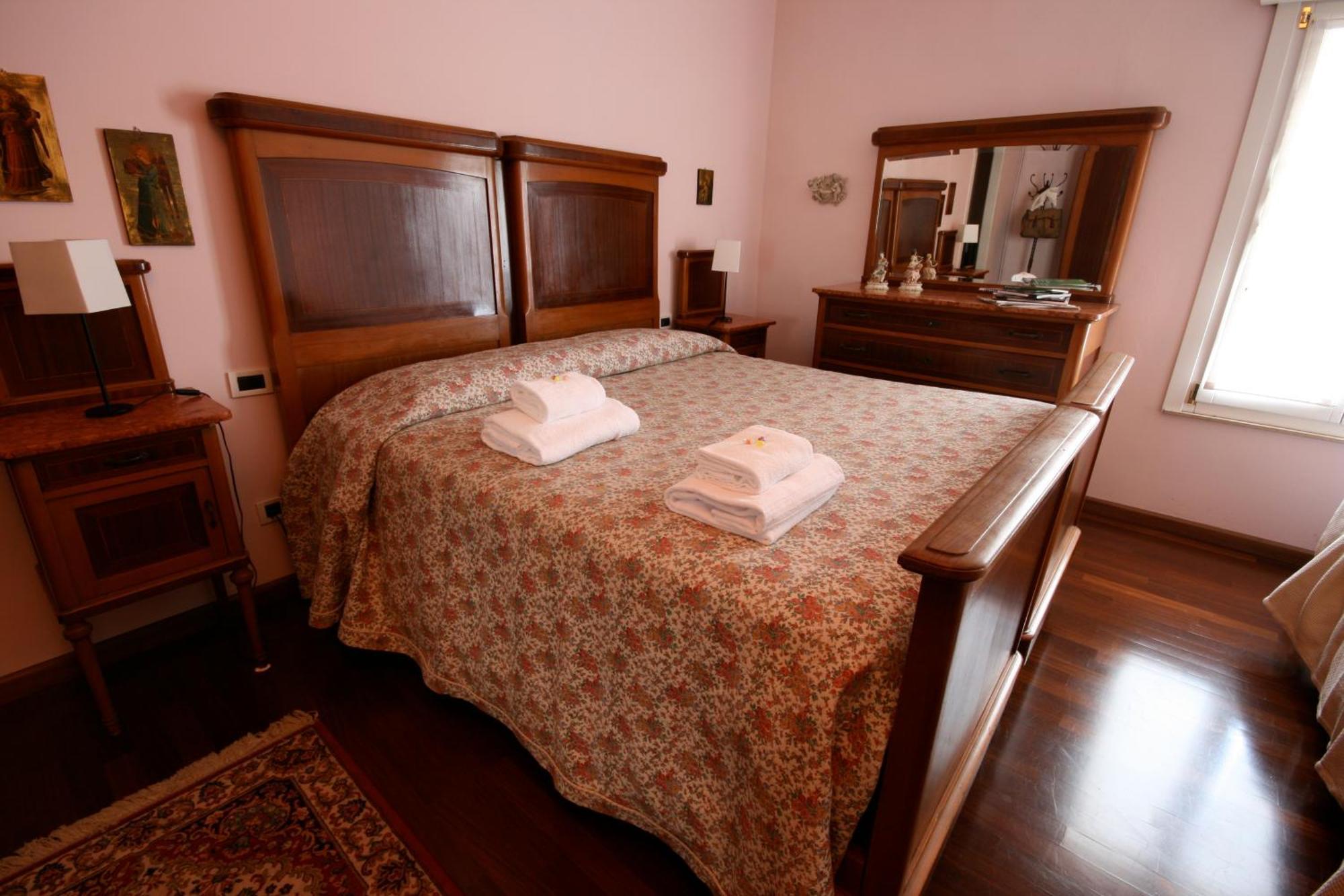 Corte Posta B&B - Parcheggio E Bagno In Camera 만토바 객실 사진