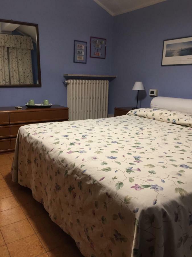 Corte Posta B&B - Parcheggio E Bagno In Camera 만토바 외부 사진