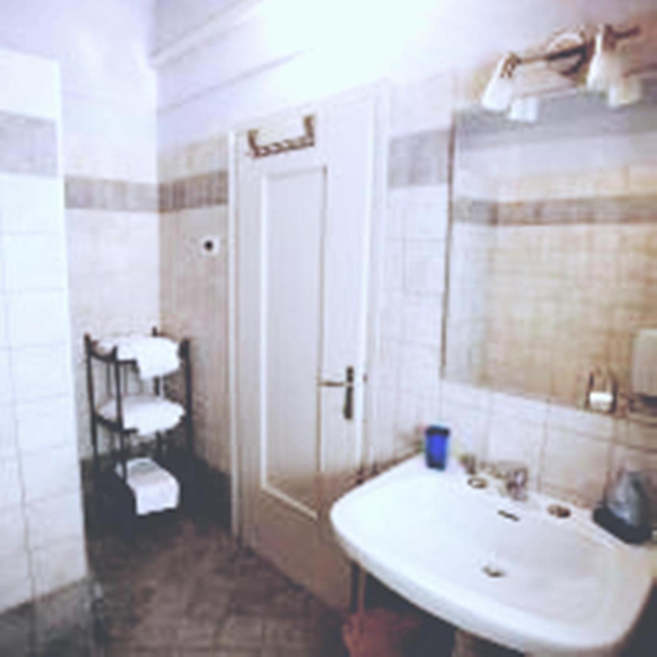 Corte Posta B&B - Parcheggio E Bagno In Camera 만토바 외부 사진